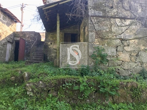 Moradia para Restaurar T2